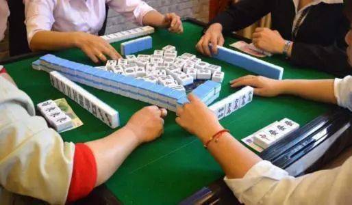 重大通报！斗棋武汉麻将确实有挂的(为什么一直输)